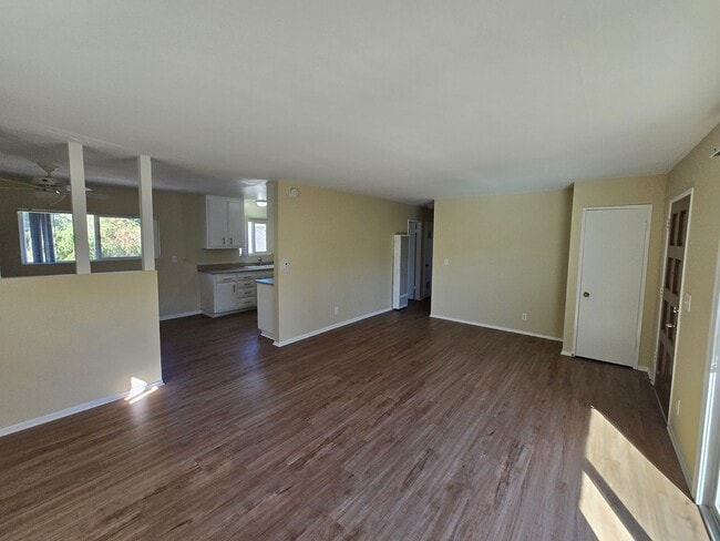 Building Photo - Woodland359