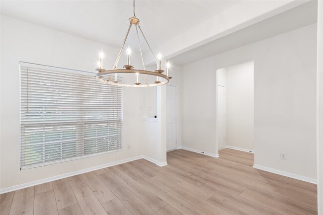 Foto del edificio - 714 Northridge Terrace Ln