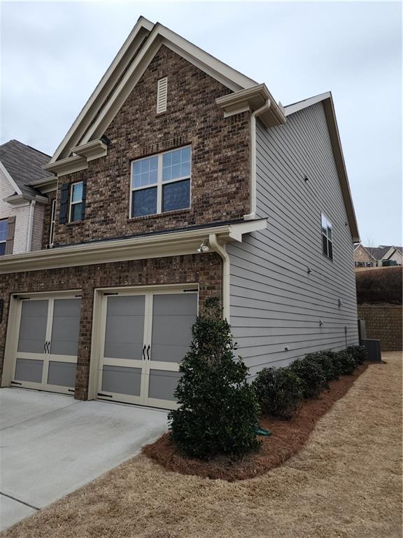 Building Photo - 1362 Elderwood Way