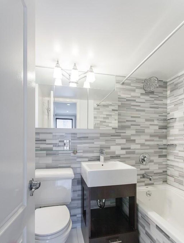 Foto principal - 346 E 18th St
