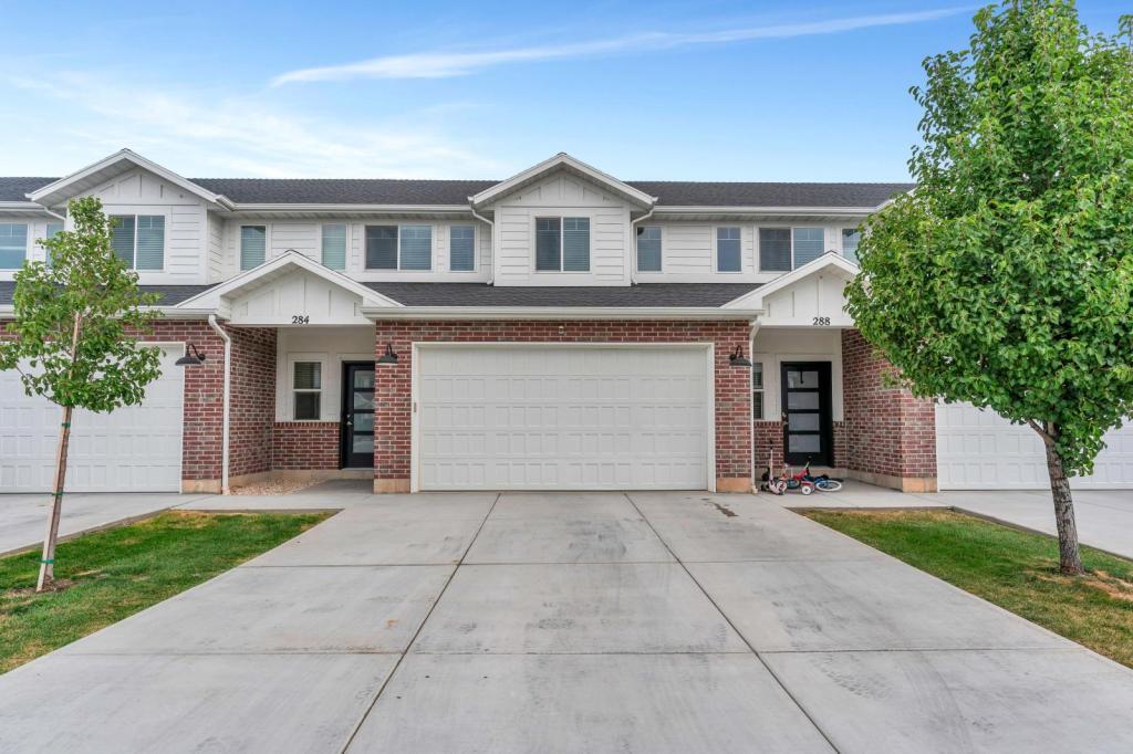 Foto principal - 284 E 1500 N St