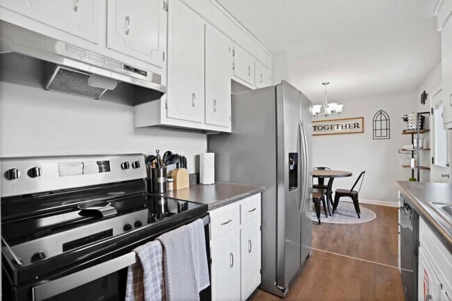 Foto del edificio - 3415 Oak Lawn Dr