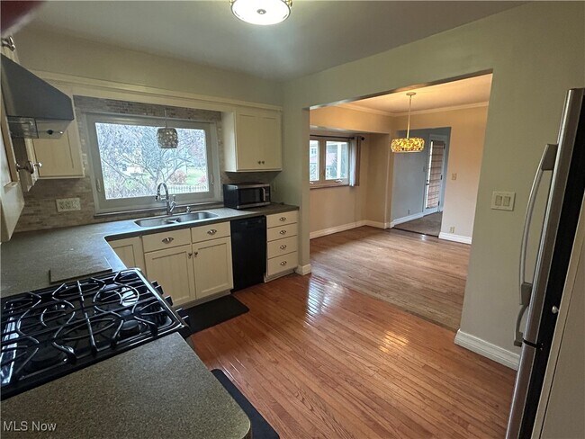 Foto del edificio - 2677 W Ridgewood Cir