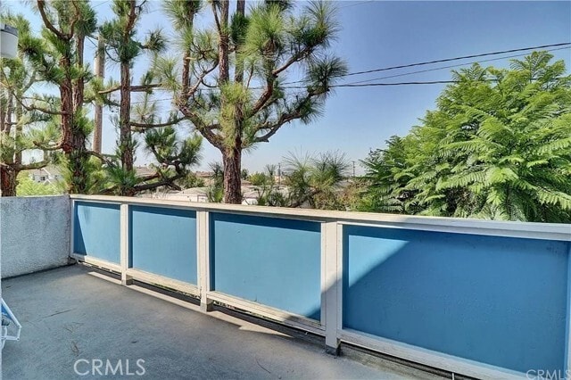 Building Photo - 1200 Gaviota Ave