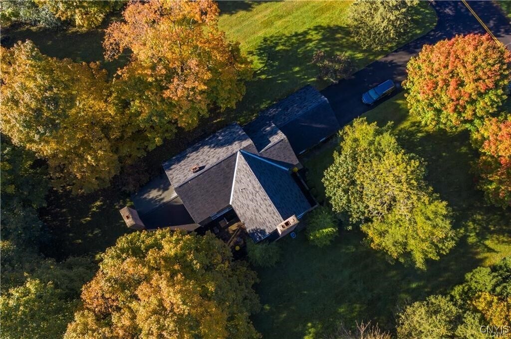 Foto del edificio - 6891 Woodchuck Hill Rd