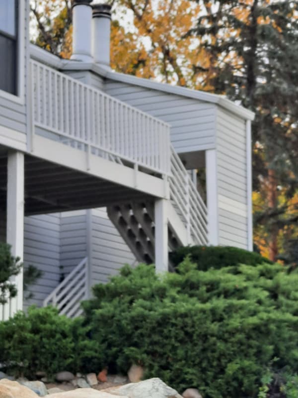 Primary Photo - 333 W Leroux St