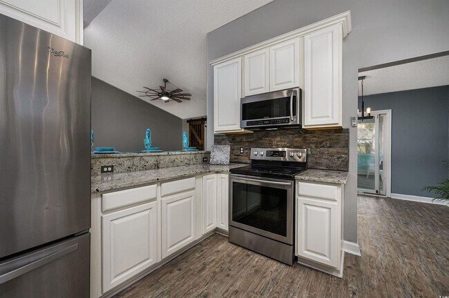 Building Photo - 9717 Ashley Ln