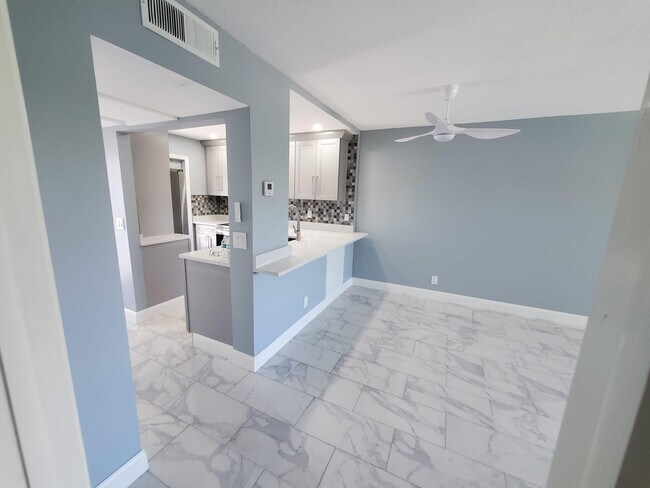 Building Photo - 1481 S Ocean Blvd