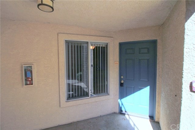 Building Photo - 1015 Vista Del Cerro Dr