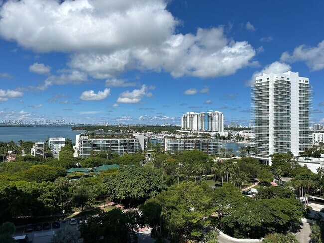 Foto del edificio - 9 Island Ave
