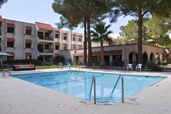 Foto del edificio - White Acres