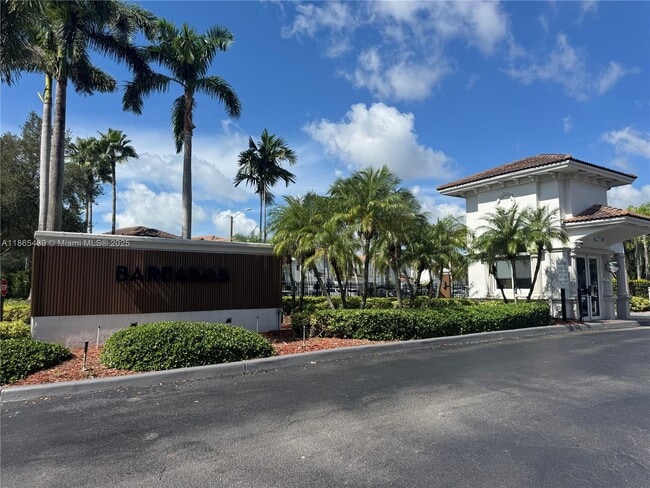 Foto del edificio - 11482 NW 69th Terrace