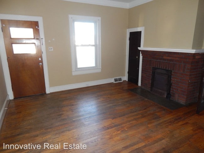 Building Photo - 5632 Old Walkertown Rd