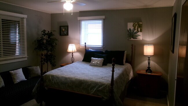 Master Bed - 1241 Superior Ave