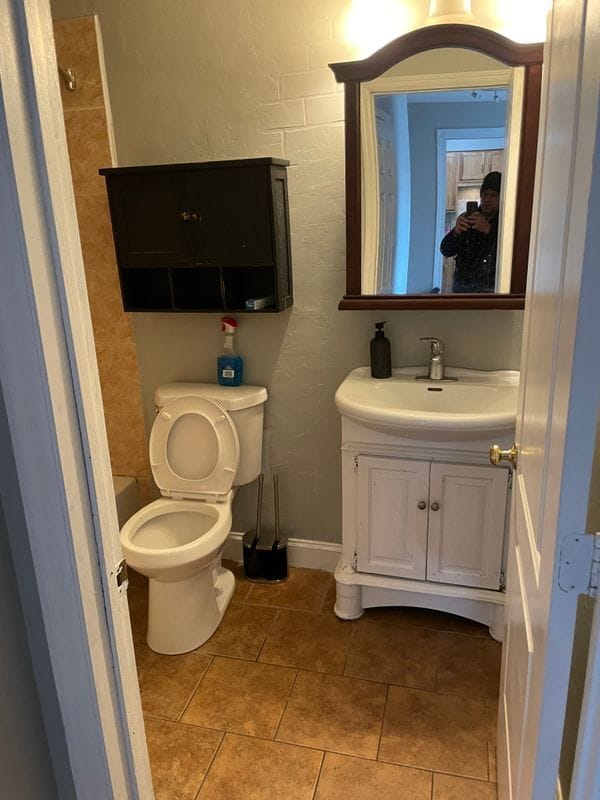 Foto del edificio - 650 Perrie Dr