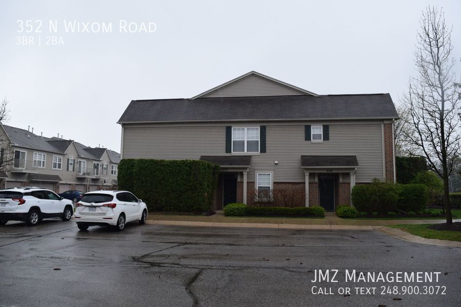 Foto principal - DOWNTOWN WIXOM 2 BED/2 BATH CONDO FOR LEASE!