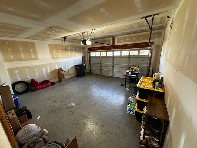 Building Photo - 22330 Douglas Ct