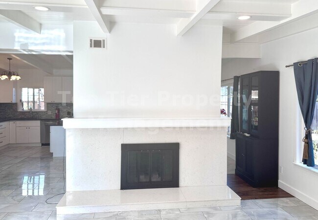 Foto del edificio - Very Nice 4 Bed, 2 Bath, 1,546 Sqft Concord House Available 03/15 For Lease!