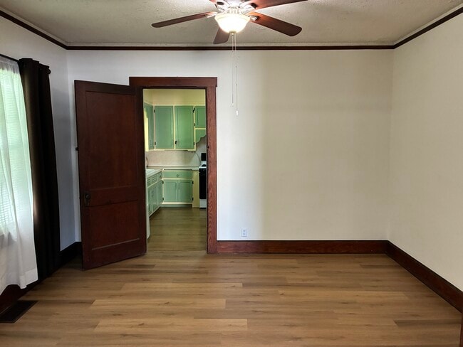 Foto del edificio - 5278 W Center St