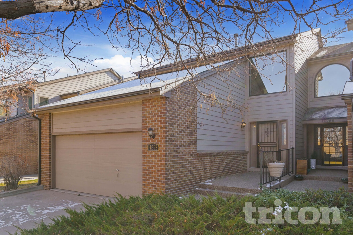 Foto principal - 14298 E Hampden Ave