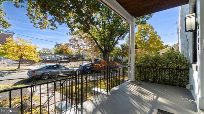 Foto del edificio - 6216 5th St NW