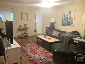 Building Photo - 188 Williams St