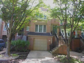 Building Photo - 127 Swarthmore Ave