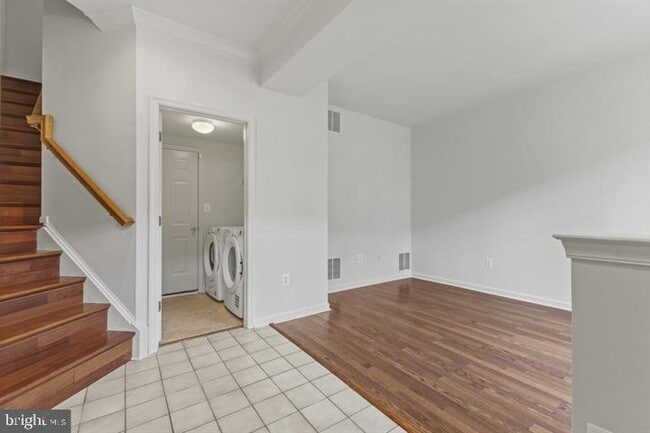 Building Photo - 46212 Walpole Terrace
