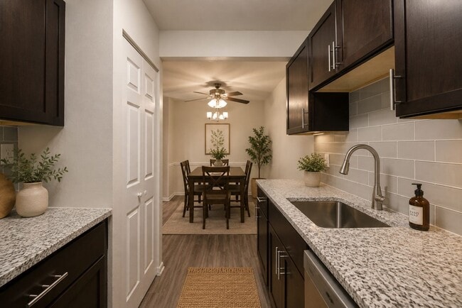 Building Photo - Bennington Crossings Apartment Homes