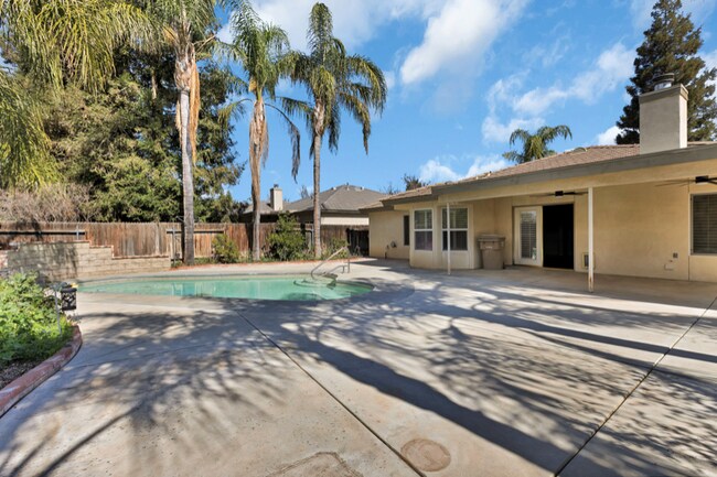 Foto del edificio - 7213 Cafe Rouge Dr