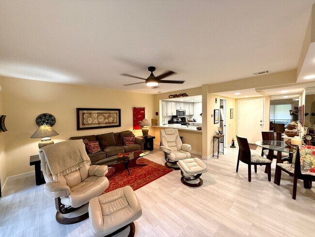 Foto del edificio - Riviera Gardens SEASONAL FURNISHED! FANTASTIC!