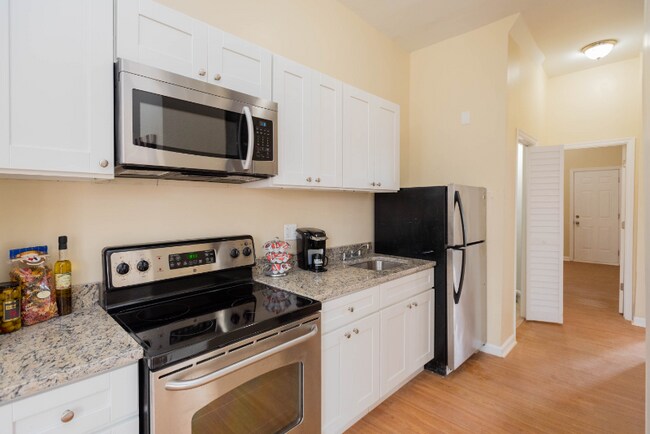 Building Photo - 2724 Reisterstown Rd