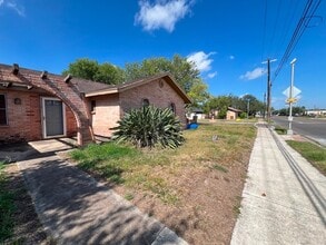 Building Photo - 1222 W Sprague St