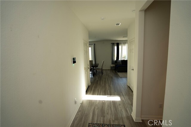 Foto del edificio - 1430 Shannon Ave