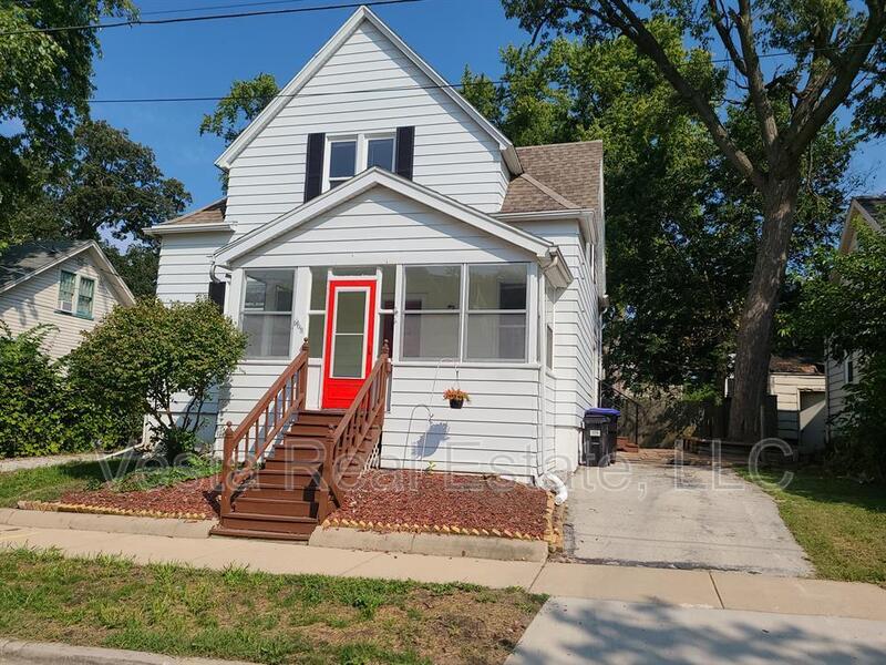 Primary Photo - 608 E Jackson St