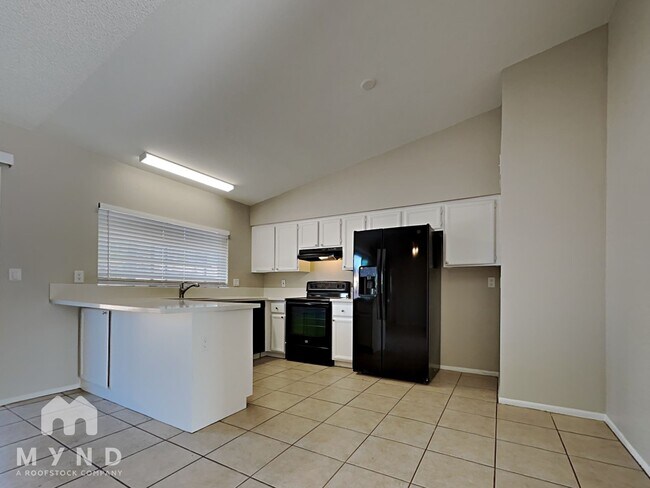 Foto del edificio - 11110 W Glenrosa Ave