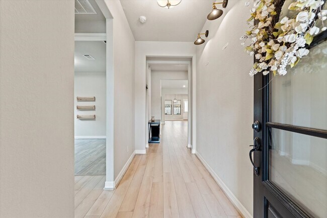 Foto del edificio - 32067 August Woods Wy