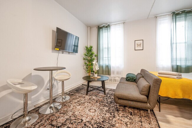 Foto del edificio - 250 E 33rd St