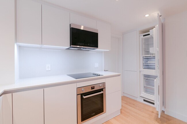 Photo du bâtiment - 3455 Rue Aylmer