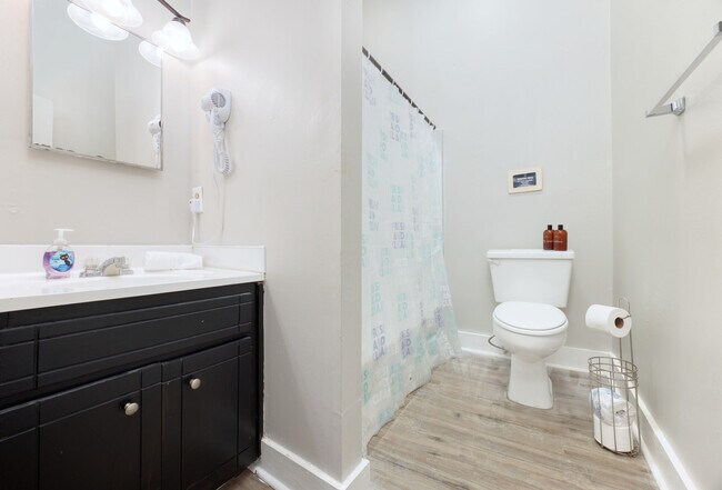 Foto del edificio - 707 2nd Ave