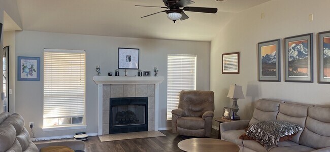Foto del edificio - Great location!  3 Bedroom 2 bath