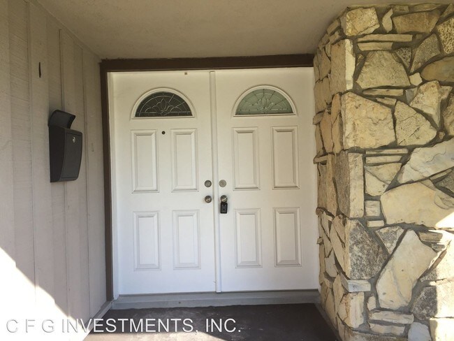 Foto del edificio - 17304 San Mateo St