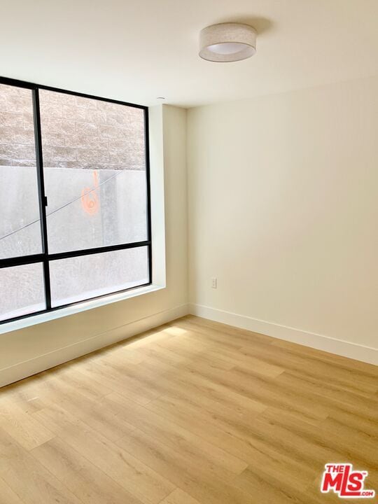 Foto del edificio - 1822 Overland Ave