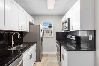 Building Photo - 3242 Coral Ridge Dr