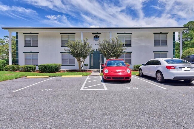 Foto del edificio - 1615 SE 25th St