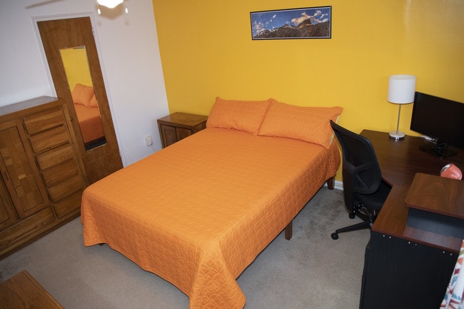 Second bedroom - 1083 Sells Ave