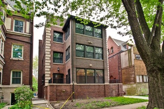 Building Photo - 5419 S Hyde Park Blvd
