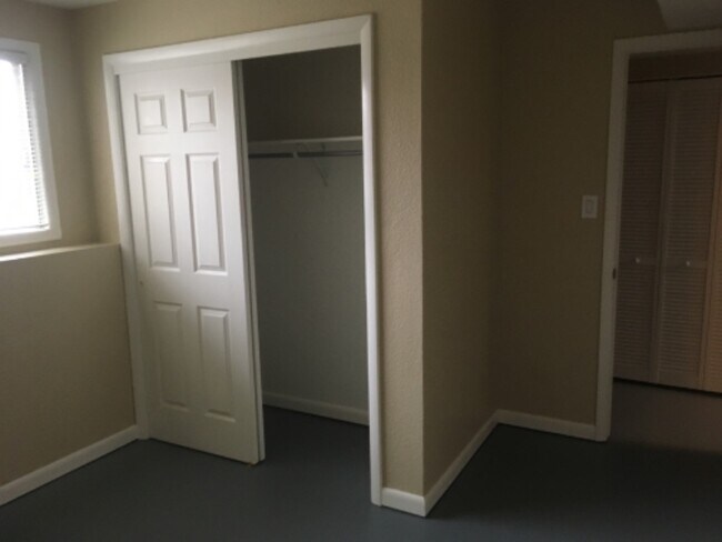 Building Photo - 4500 Crystal Ave