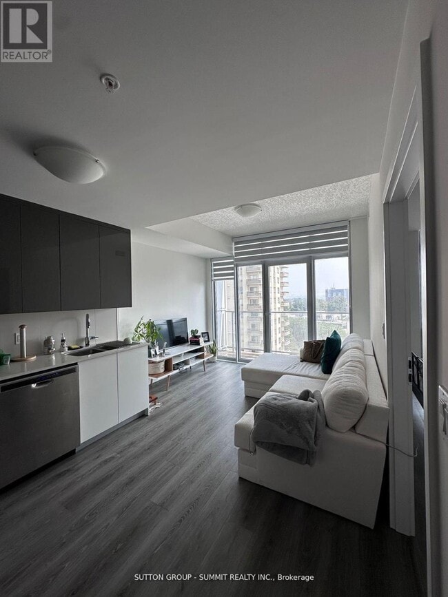 Building Photo - 60 Frederick St