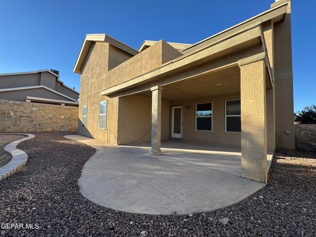 Foto del edificio - 5316 Ignacio Almanzar Ln